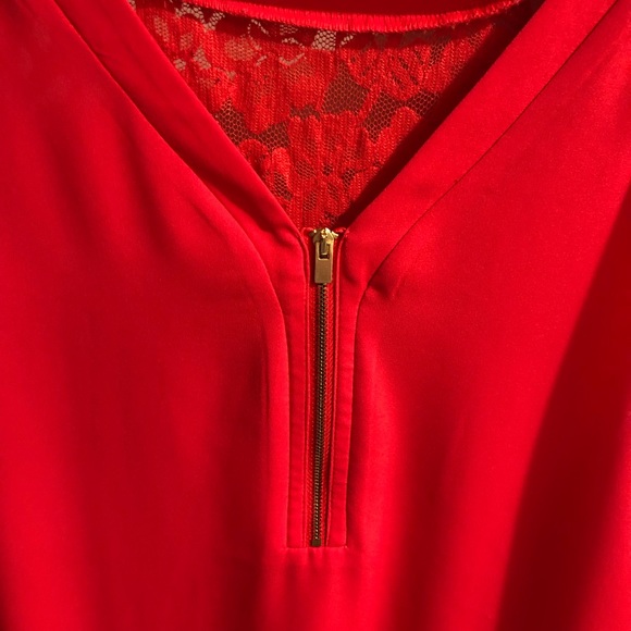 Express tank top | red with gold detail - Picture 2 of 5